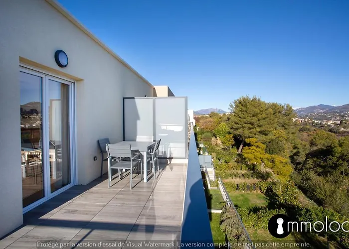 Air-Conditioned Apartment With Pool Garage In A Luxury Residence
